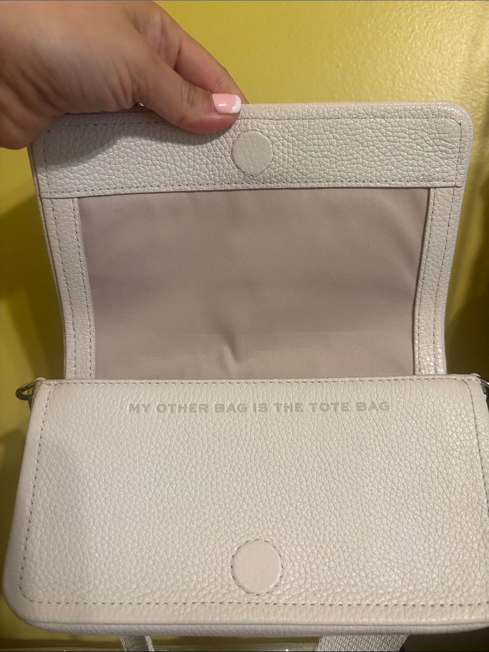 Marc Jacobs Mini Bag in Off-White with Silver Hardware - Picture 4 of 5